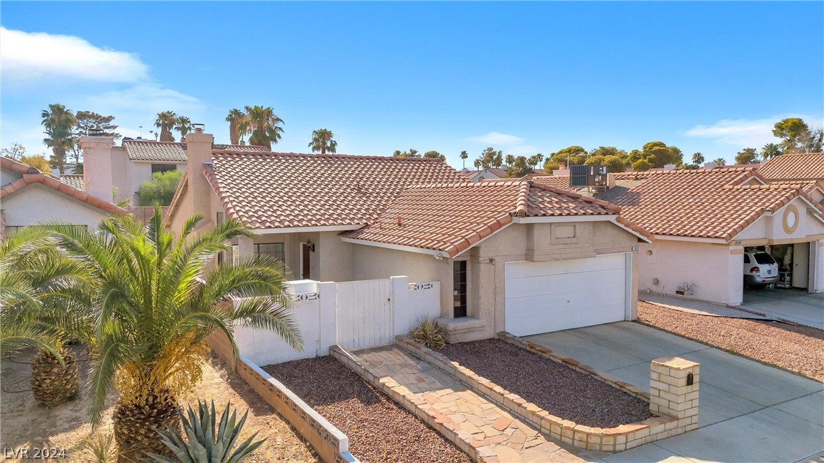 1055 Placerville Street
