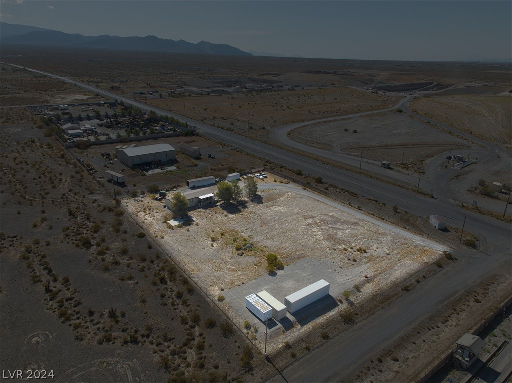 1530 East Mesquite Avenue