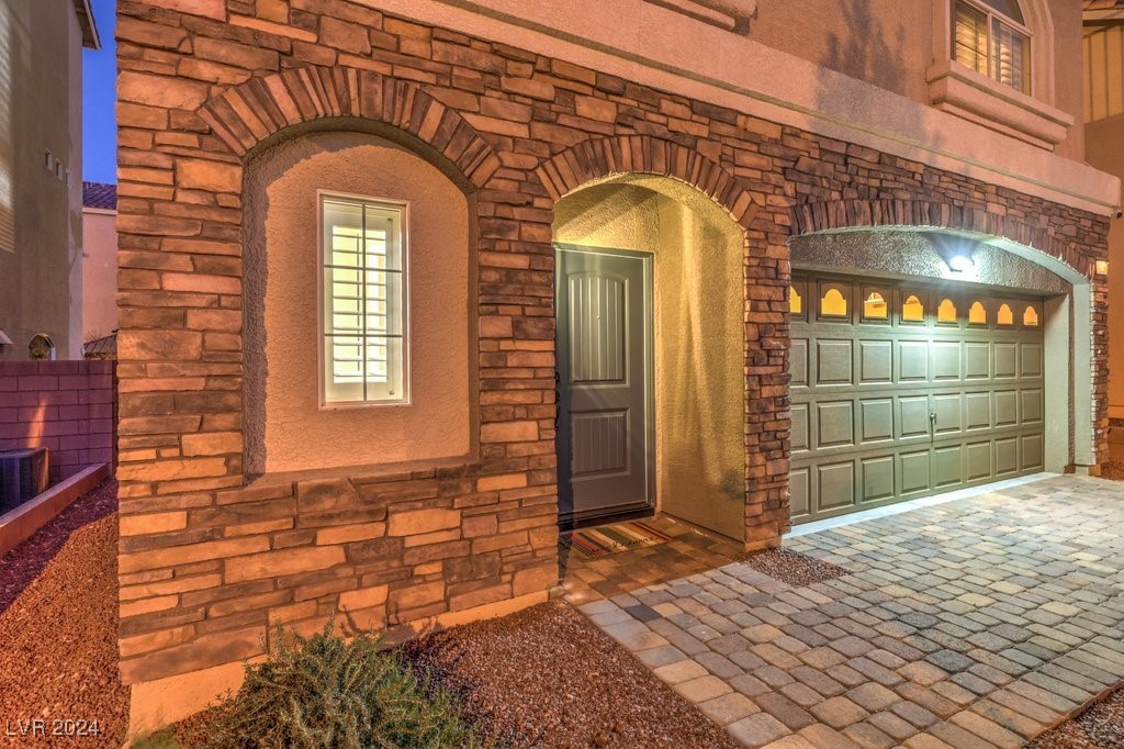 7220 Puffer Lake Court