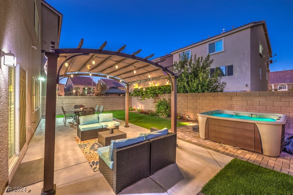 7220 Puffer Lake Court