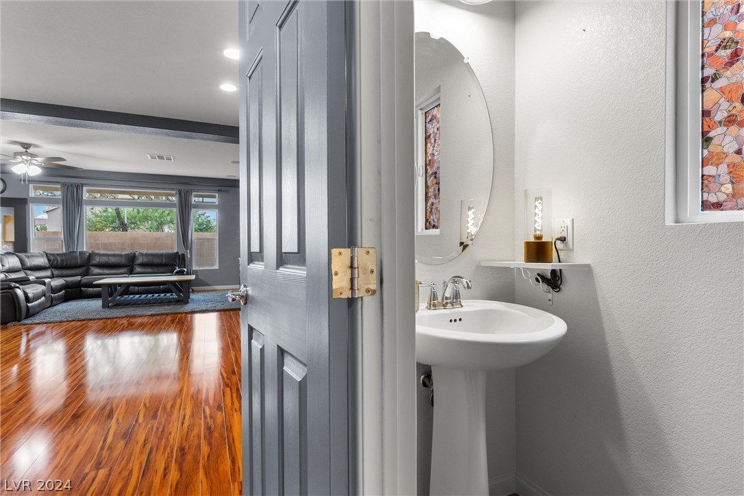 5280 Tulip Hill Avenue