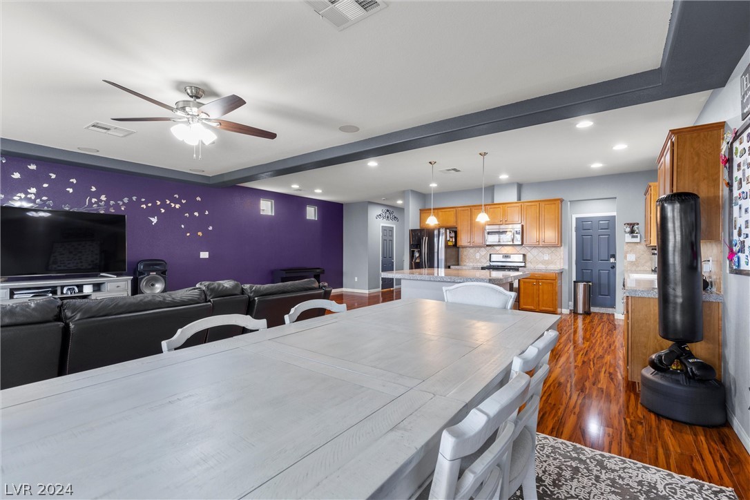 5280 Tulip Hill Avenue