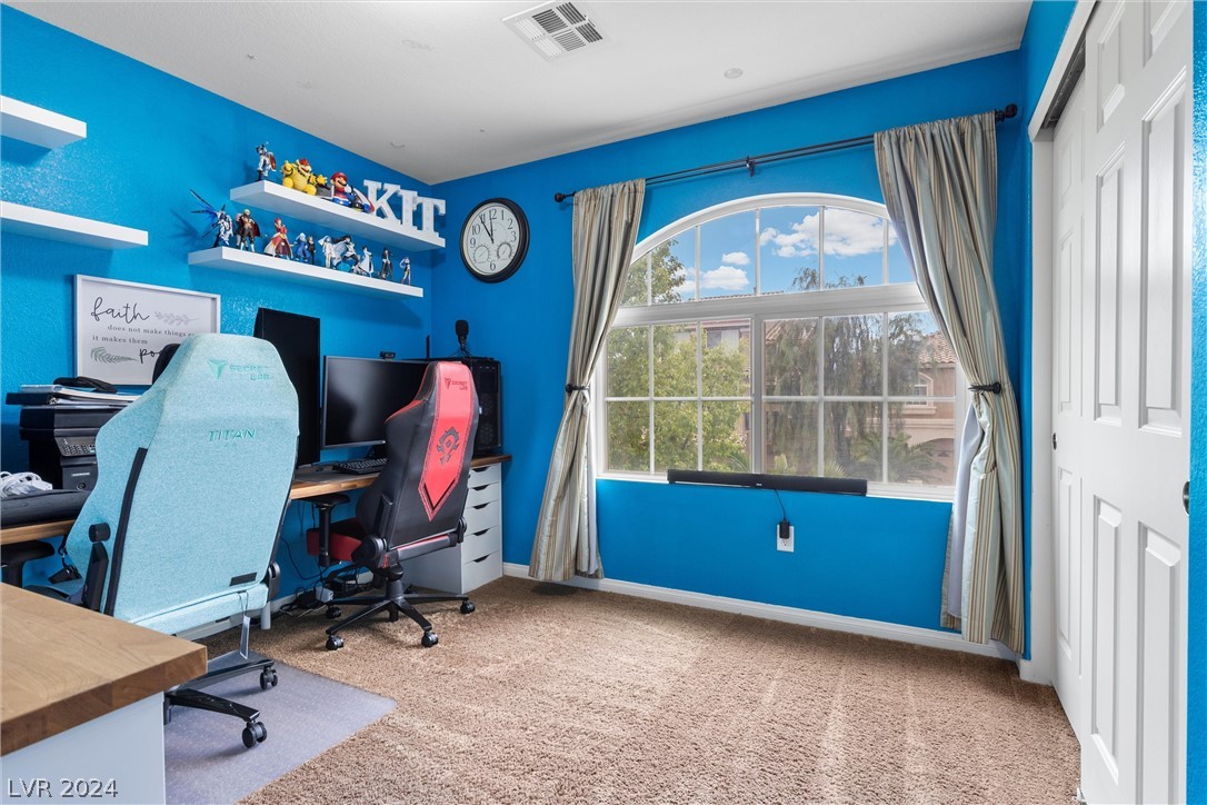 5280 Tulip Hill Avenue