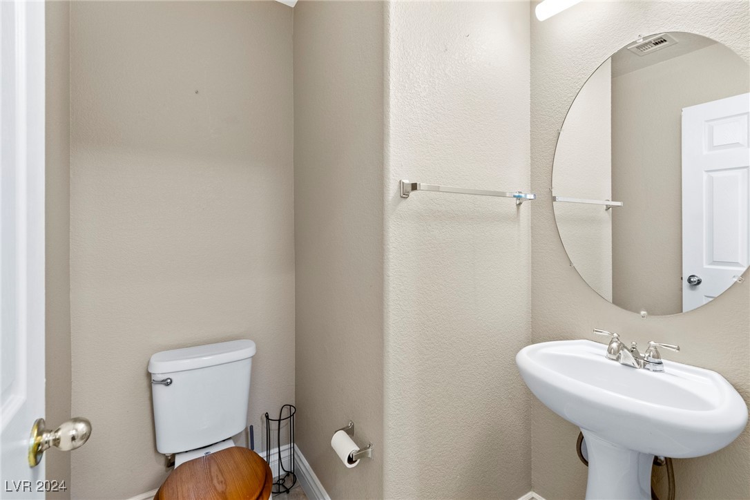 4042 Sparrow Rock Street