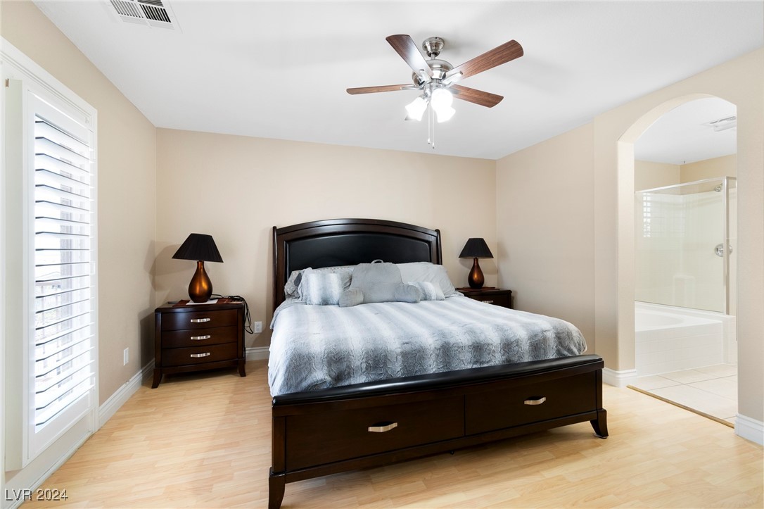 4042 Sparrow Rock Street