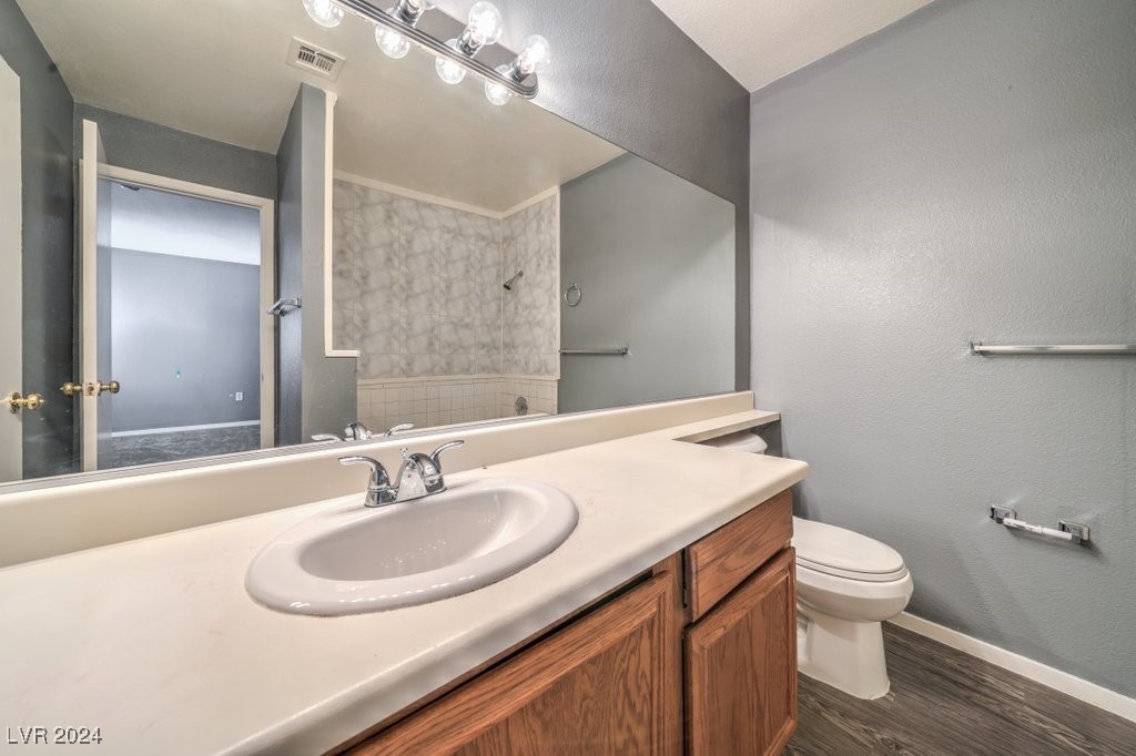 2180 Pinetop Lane 104