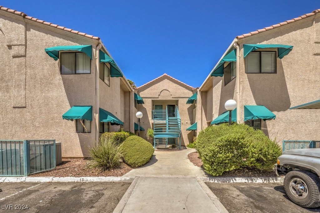 2180 Pinetop Lane 104