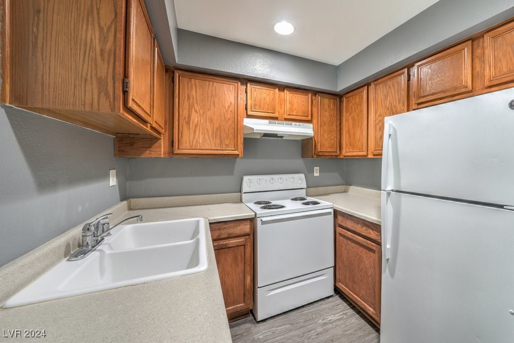 2180 Pinetop Lane 104