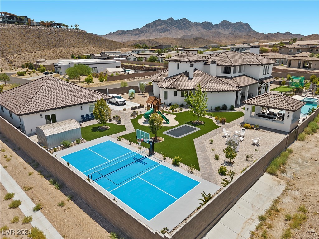 1090 rose quartz Road