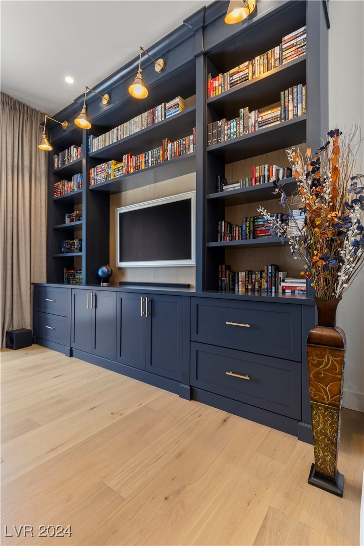 1090 rose quartz Road