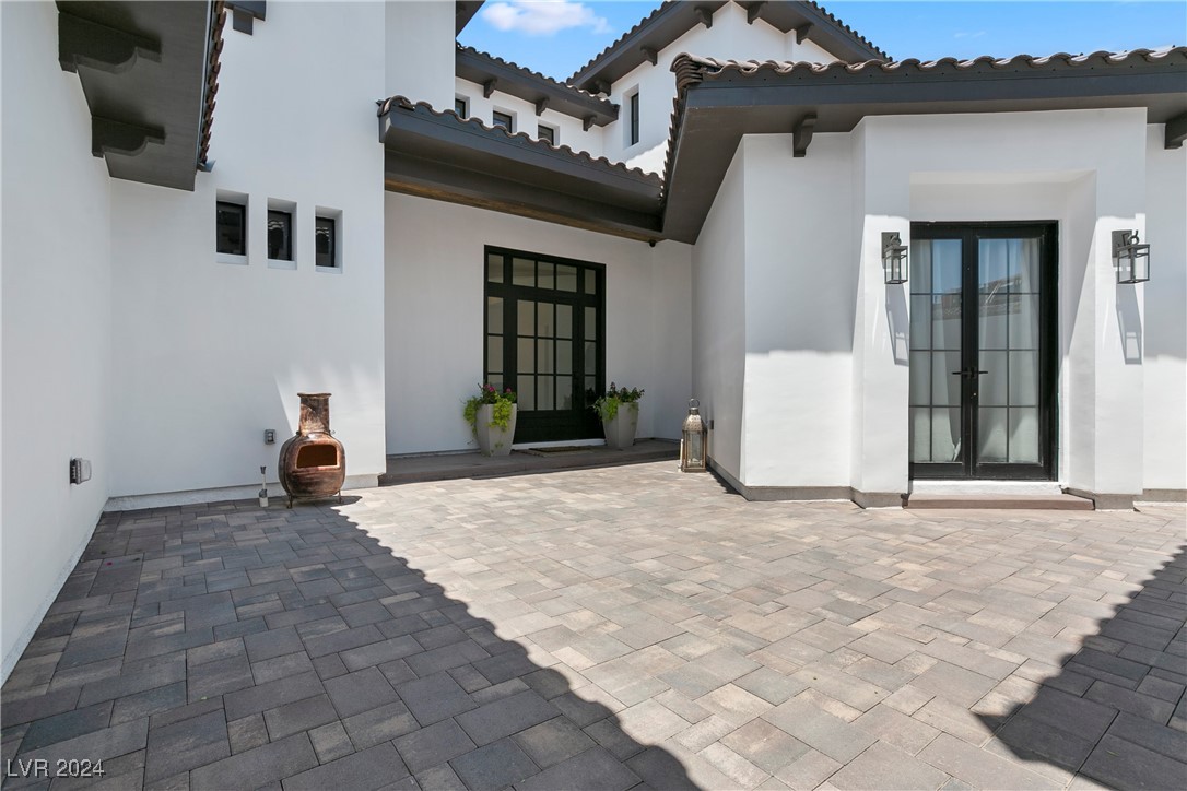 1090 rose quartz Road