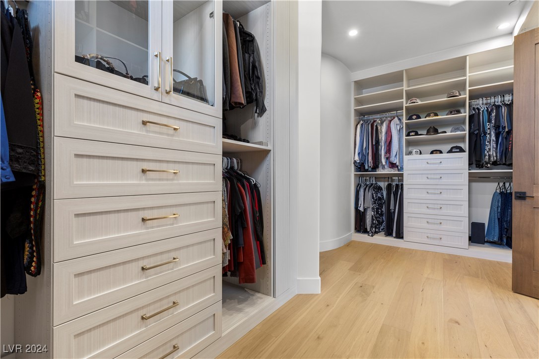 1090 rose quartz Road