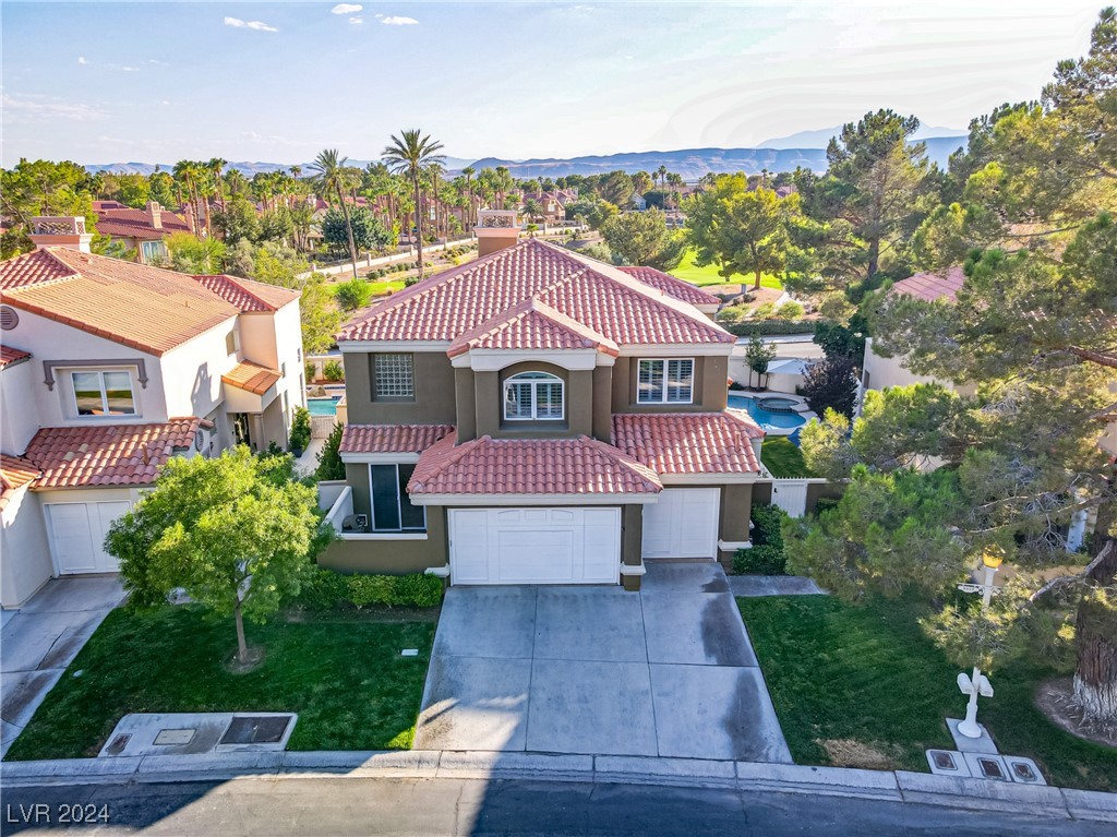 8225 Crow Valley Lane