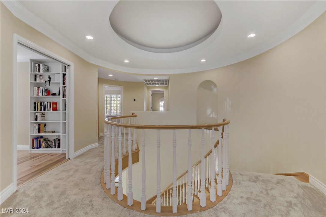 8225 Crow Valley Lane