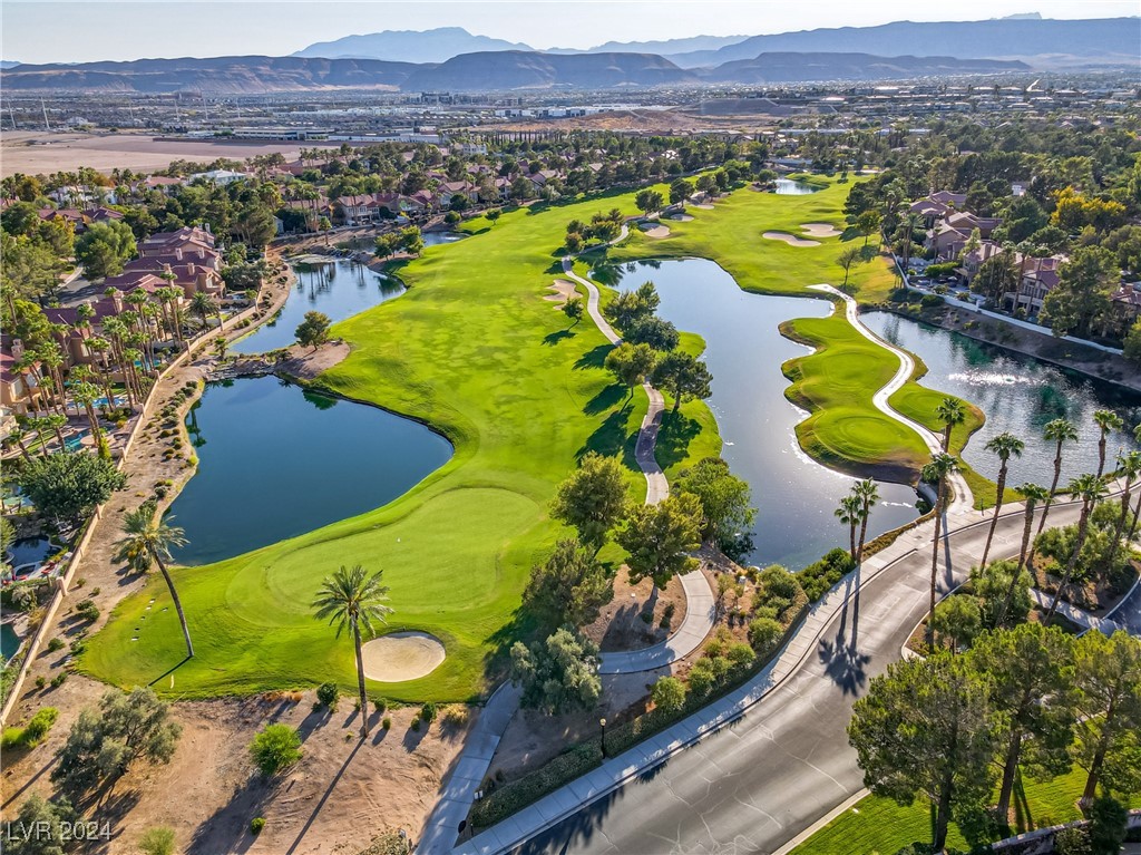 8225 Crow Valley Lane