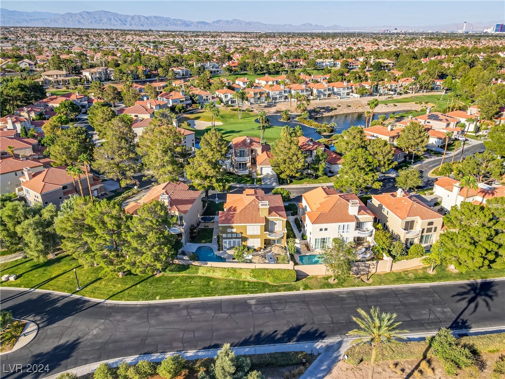 8225 Crow Valley Lane