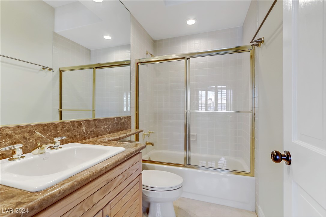 8225 Crow Valley Lane