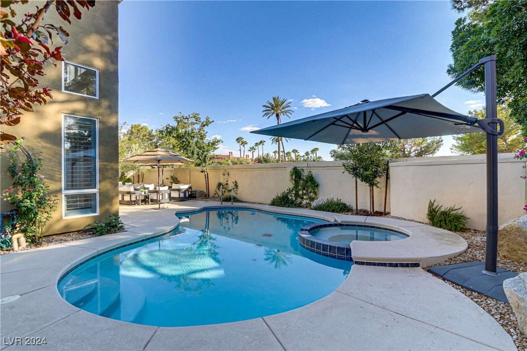 8225 Crow Valley Lane