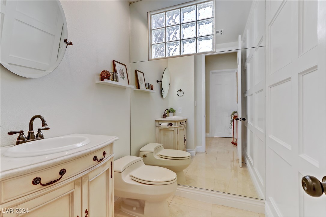 8225 Crow Valley Lane