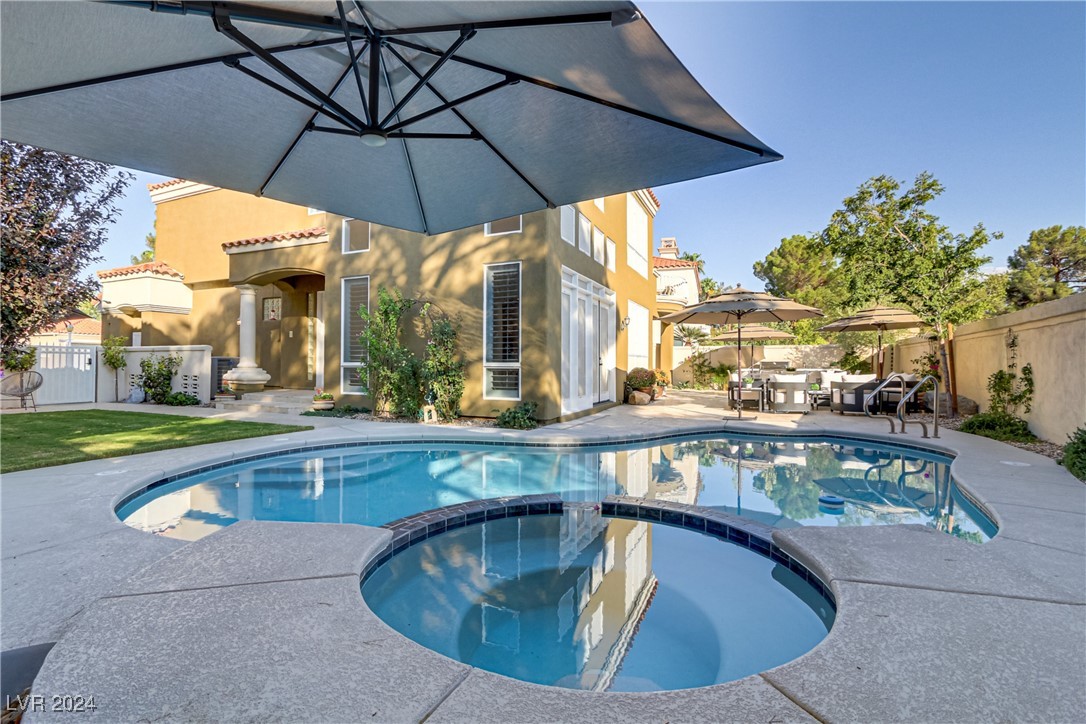 8225 Crow Valley Lane