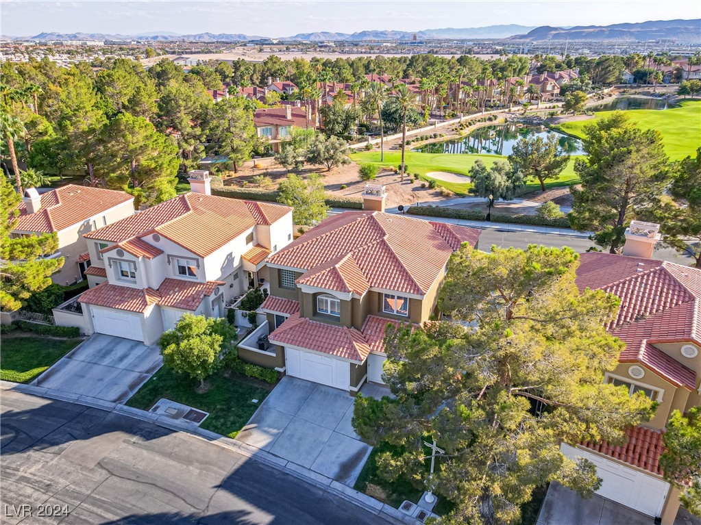 8225 Crow Valley Lane