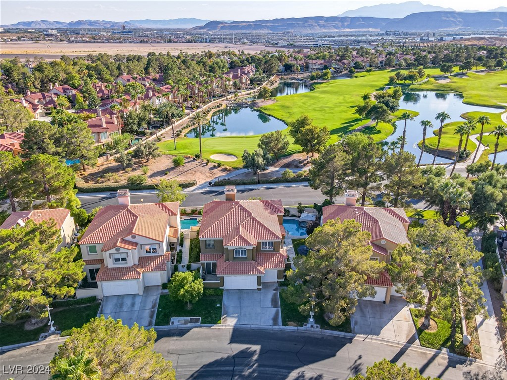 8225 Crow Valley Lane