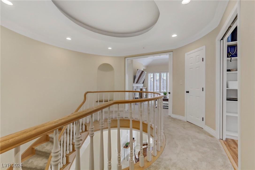 8225 Crow Valley Lane