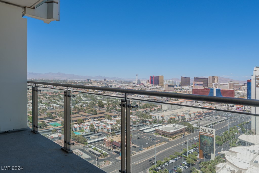 4381 West Flamingo Road 3208