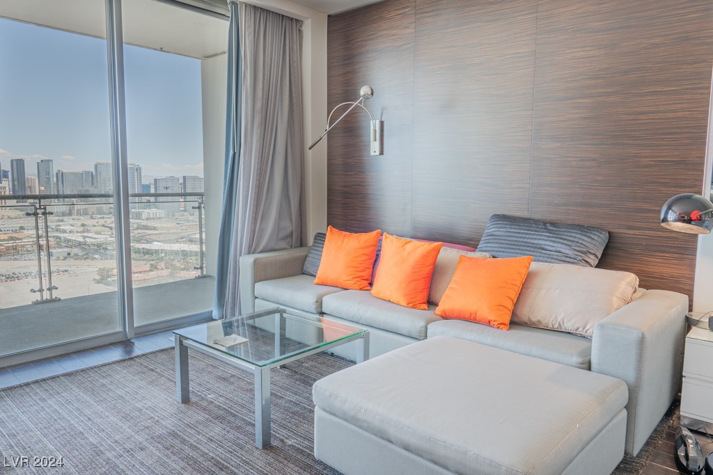 4381 West Flamingo Road 3208