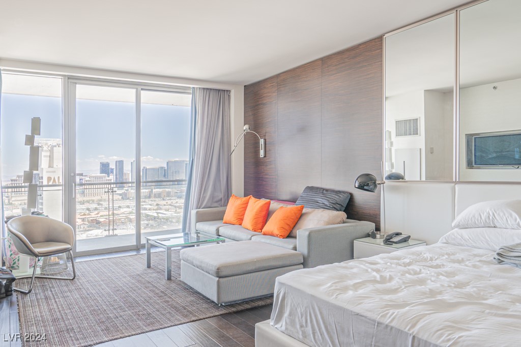 4381 West Flamingo Road 3208