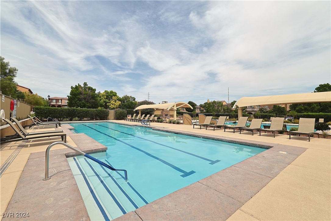 11364 Corsica Mist Avenue