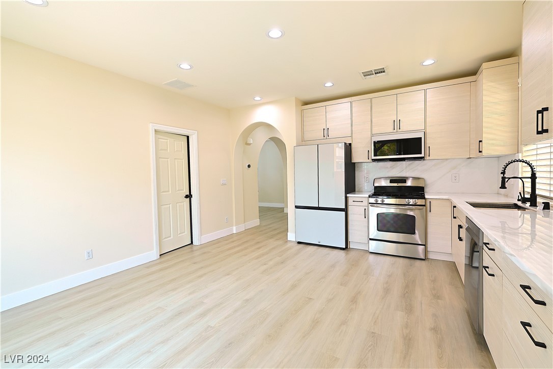 11364 Corsica Mist Avenue