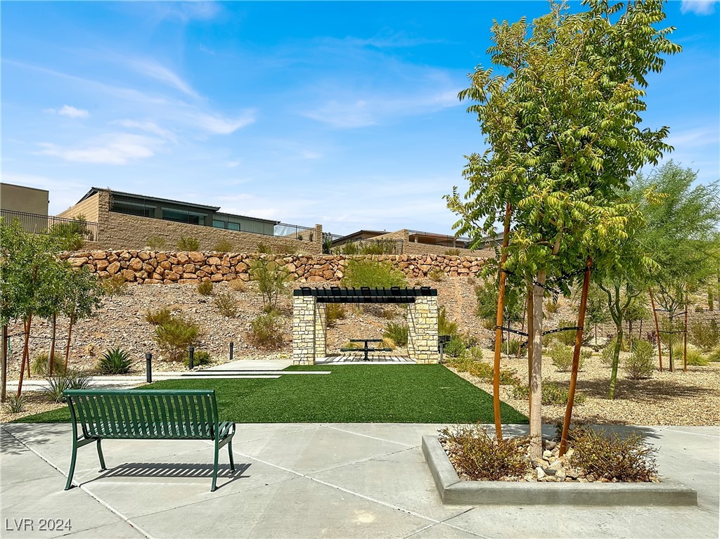 105 Reverie Heights Avenue