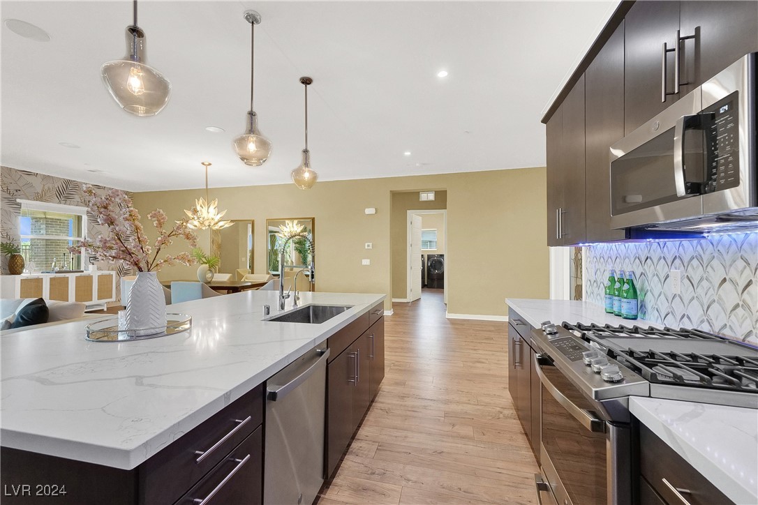 105 Reverie Heights Avenue