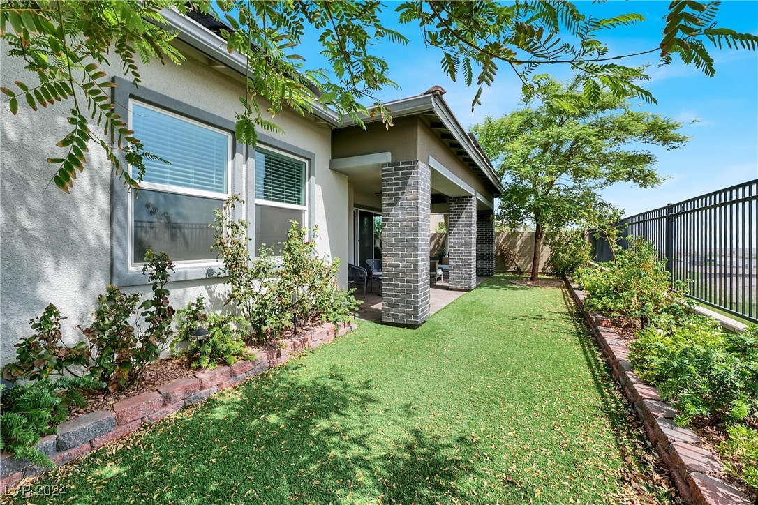 105 Reverie Heights Avenue