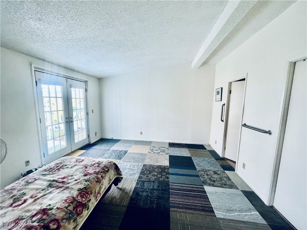 5675 Hobble Creek Drive