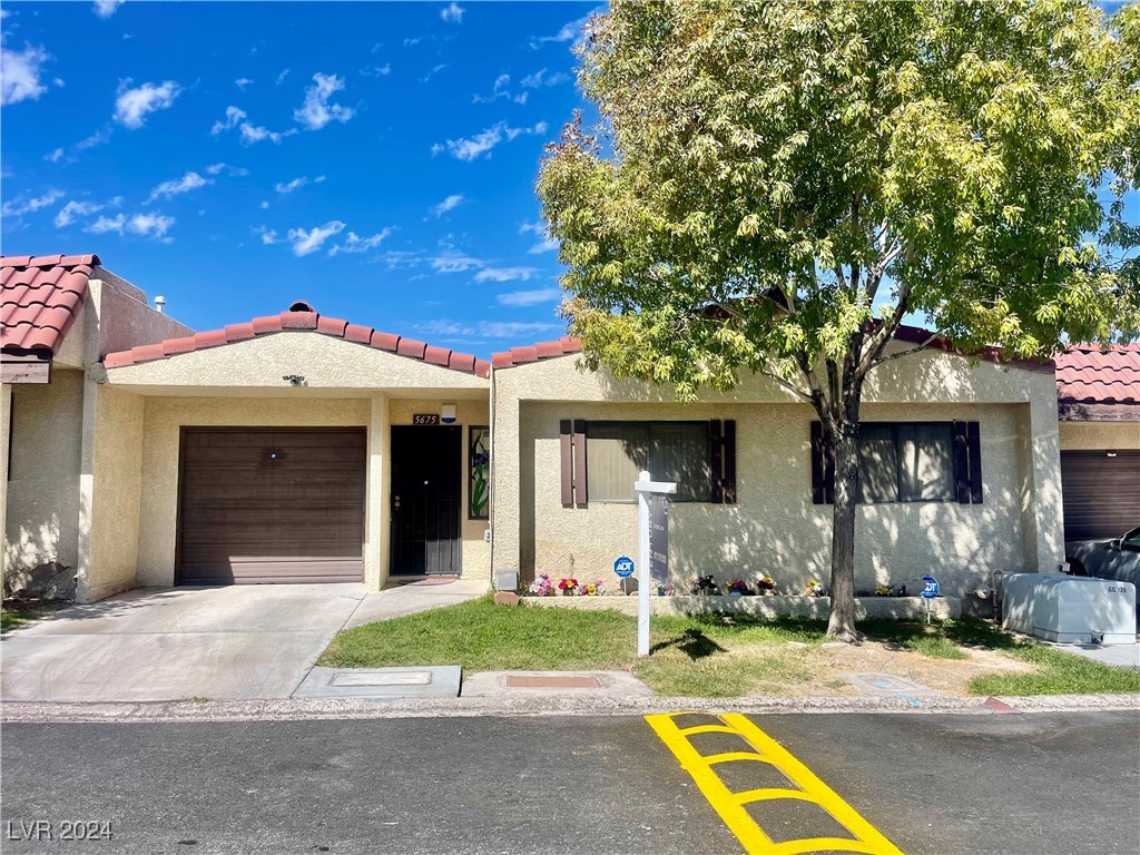 5675 Hobble Creek Drive