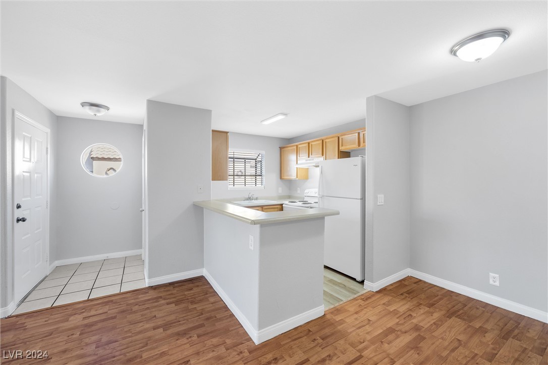 2987 Juniper Hills Boulevard 202