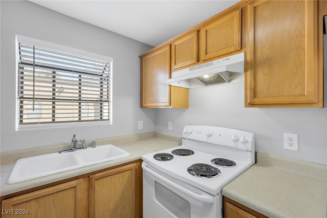 2987 Juniper Hills Boulevard 202