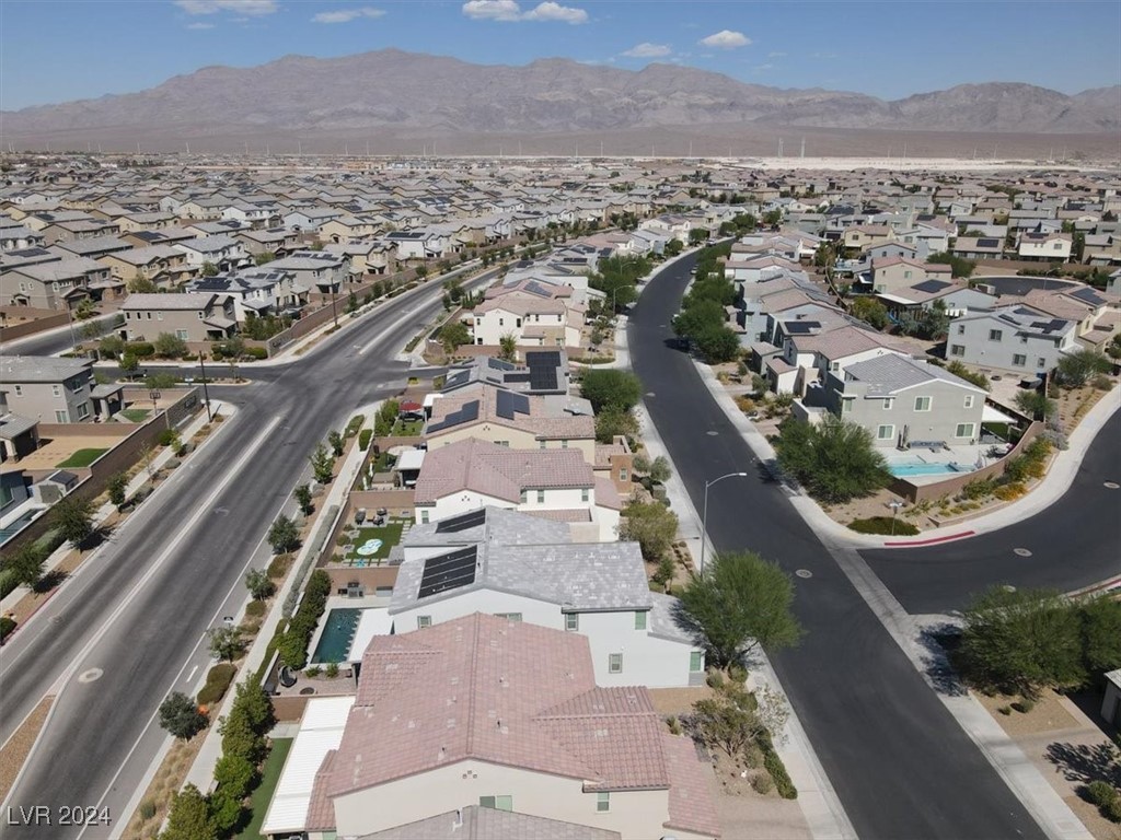 6817 Boulder View Street