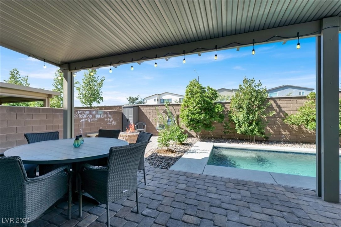 6817 Boulder View Street