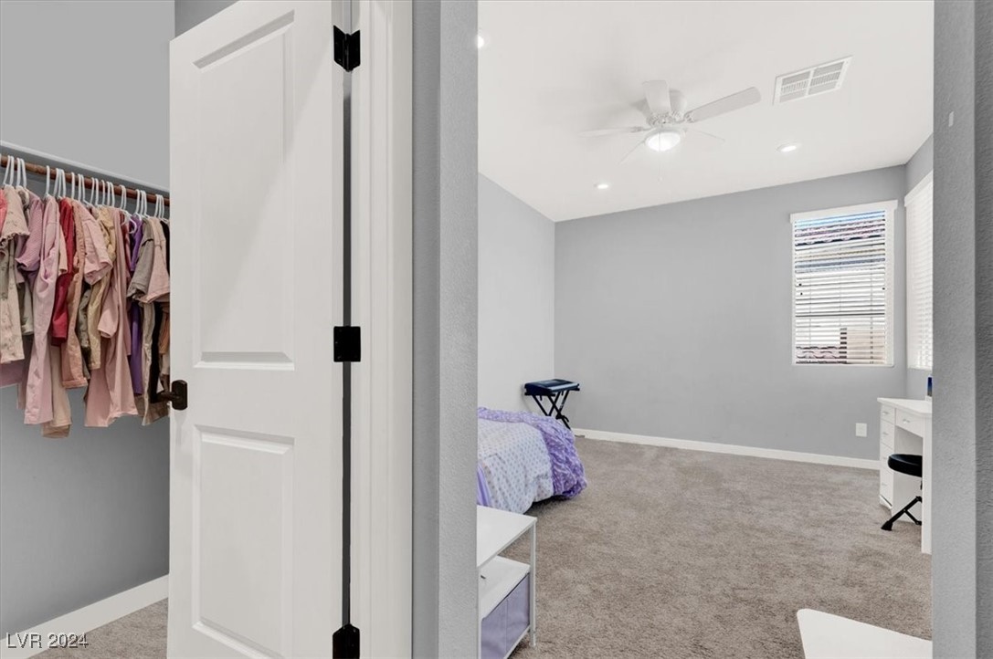 6817 Boulder View Street