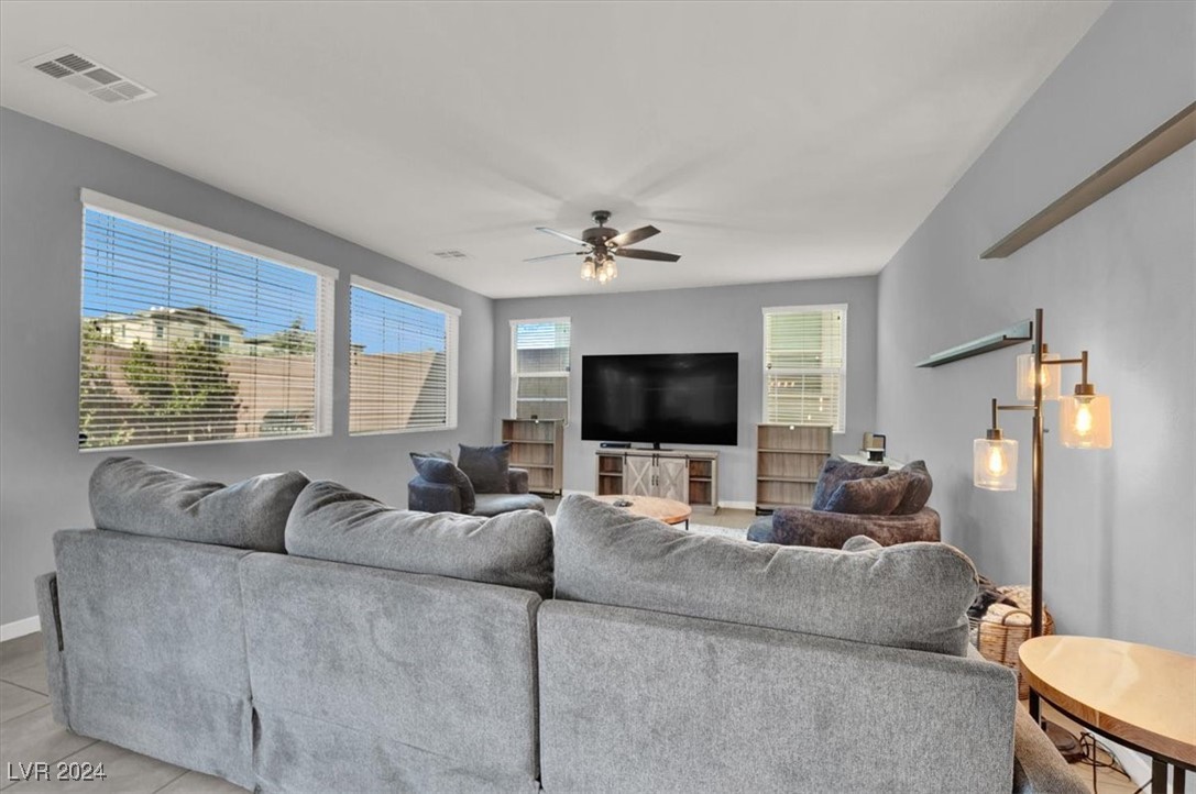 6817 Boulder View Street