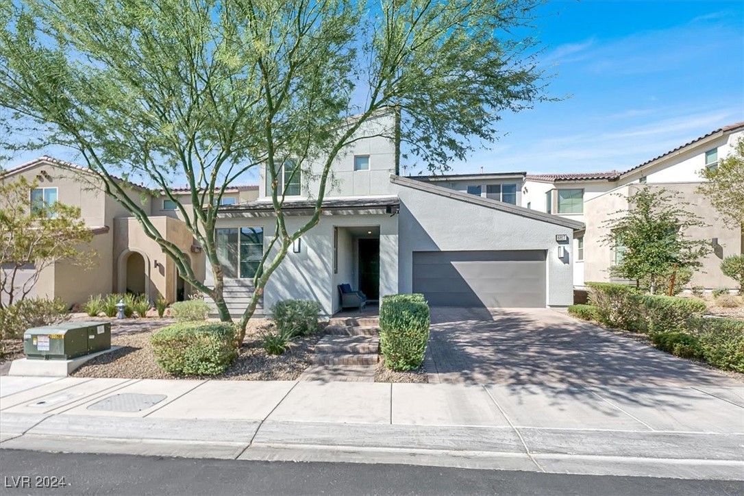 6817 Boulder View Street