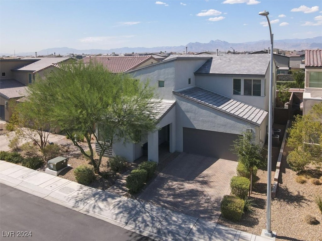 6817 Boulder View Street