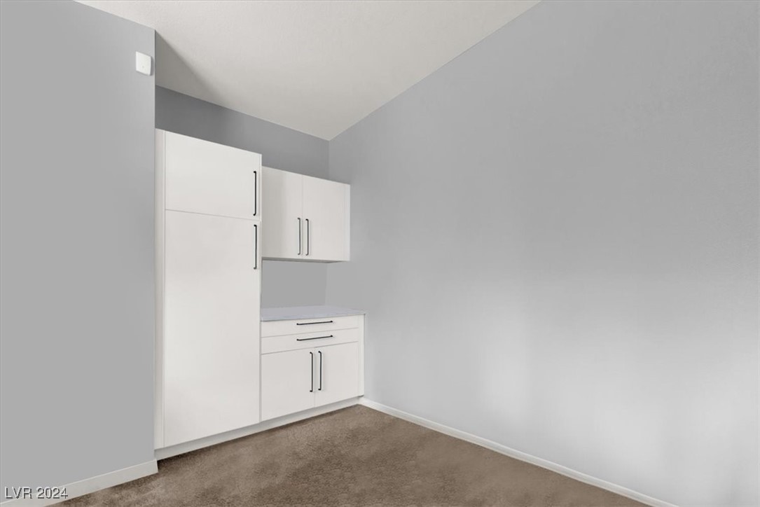 6817 Boulder View Street