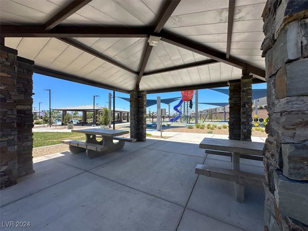 6817 Boulder View Street