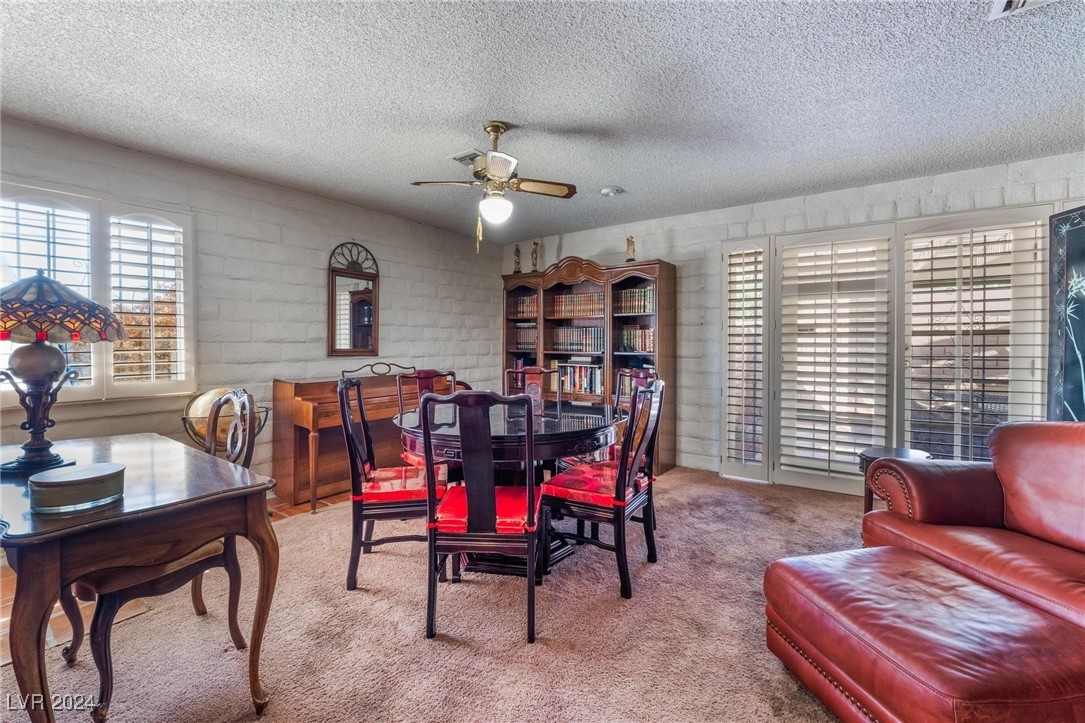 2510 East Saddle Avenue