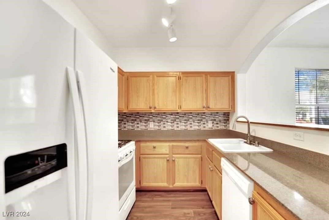 10001 Peace Way 1307