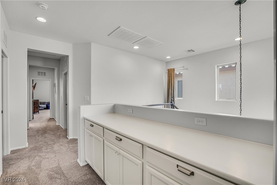 7556 Abby View Street